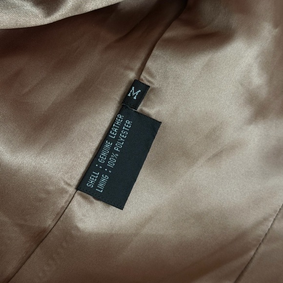 Chic Tan Leather Jacket - Picture 6 of 9